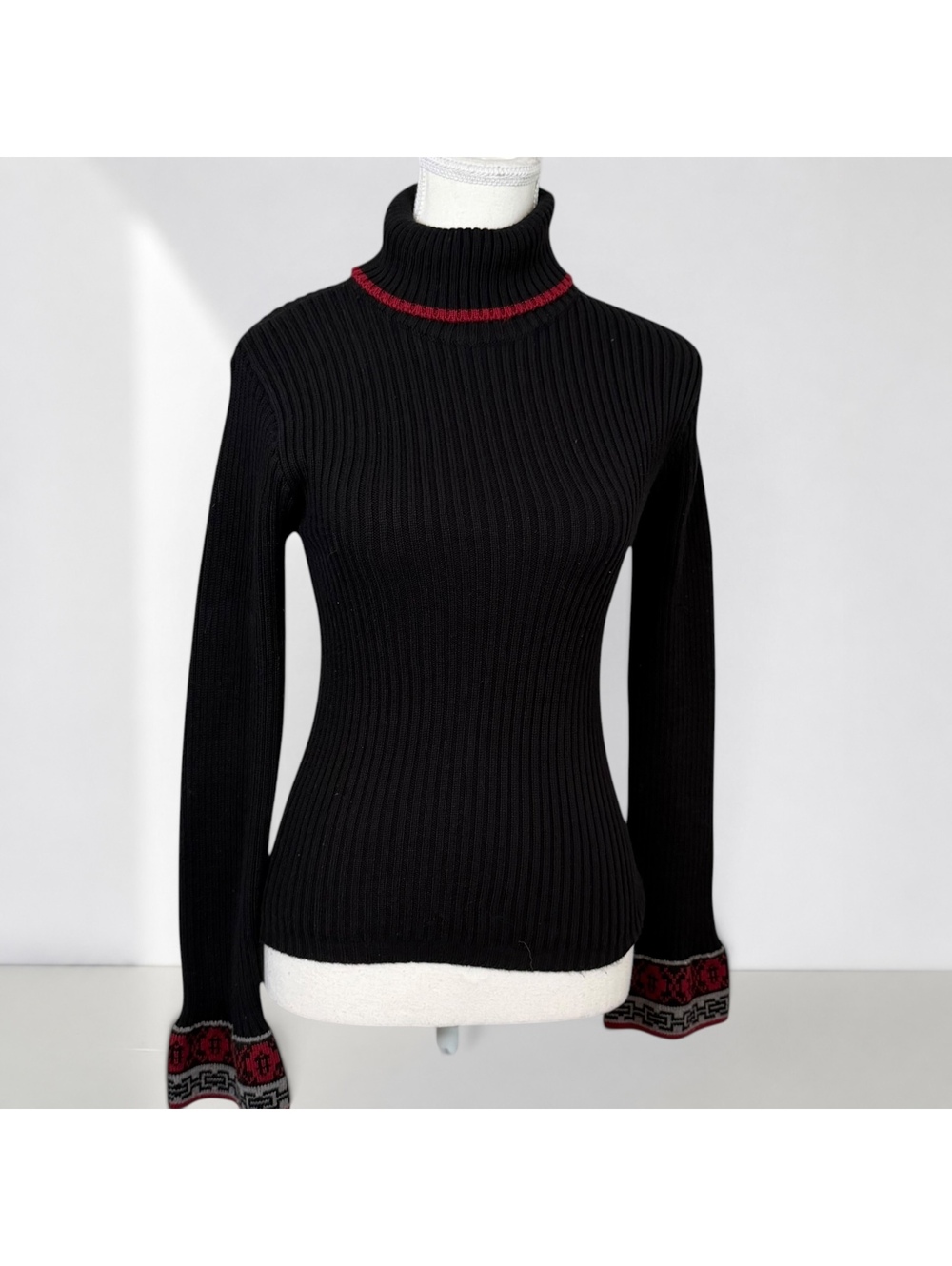 Black Ribbed Turtleneck Sweater Red Gray Fair Isle Bell Cuff Detail Y2K